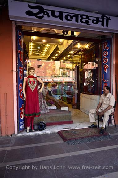 09 Bazaar-Walk,_Jaipur_DSC5303_b_H600